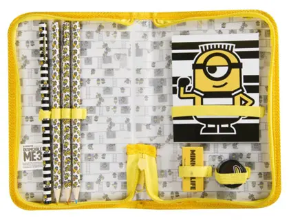 Imagen Bolso portatodo con cremallera minions con libreta goma sacapuntas y lapices colores