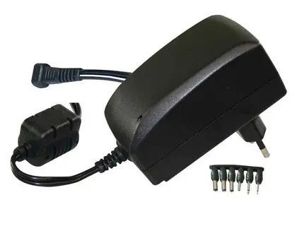 Imagen Adaptador de corriente de 3v a 12v hasta 2,25 amp incluye 6 conectores + 3 usb